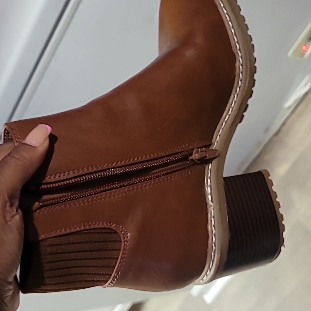 Ankle Boot - image 4